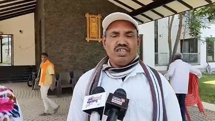 एच आय व्ही च्या अफेमुळे कुटुंबाला टाकले वाळीत.. बीडच्या आष्टी तालुक्यातील धक्कादायक घटना..