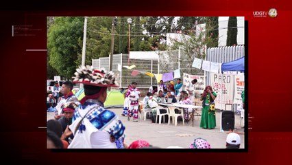 Acuerdan atender a los maestros wixaritari del norte de Jalisco en 15 días