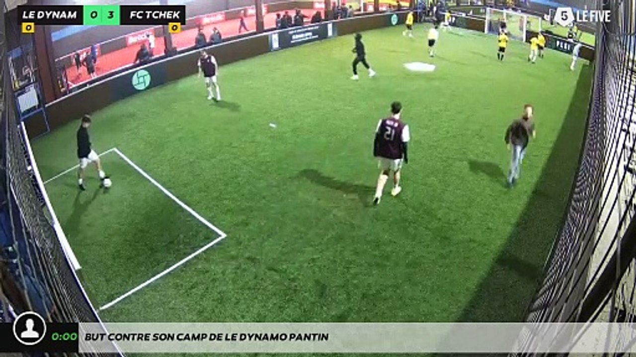But contre son camp de Le Dynamo Pantin