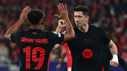 Entrenamiento del Barcelona previo a su duelo ante el Benfica en la Champions