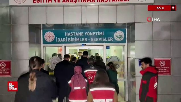 Bakan Göktaş, otel yangınında yaralananları ziyaret etti