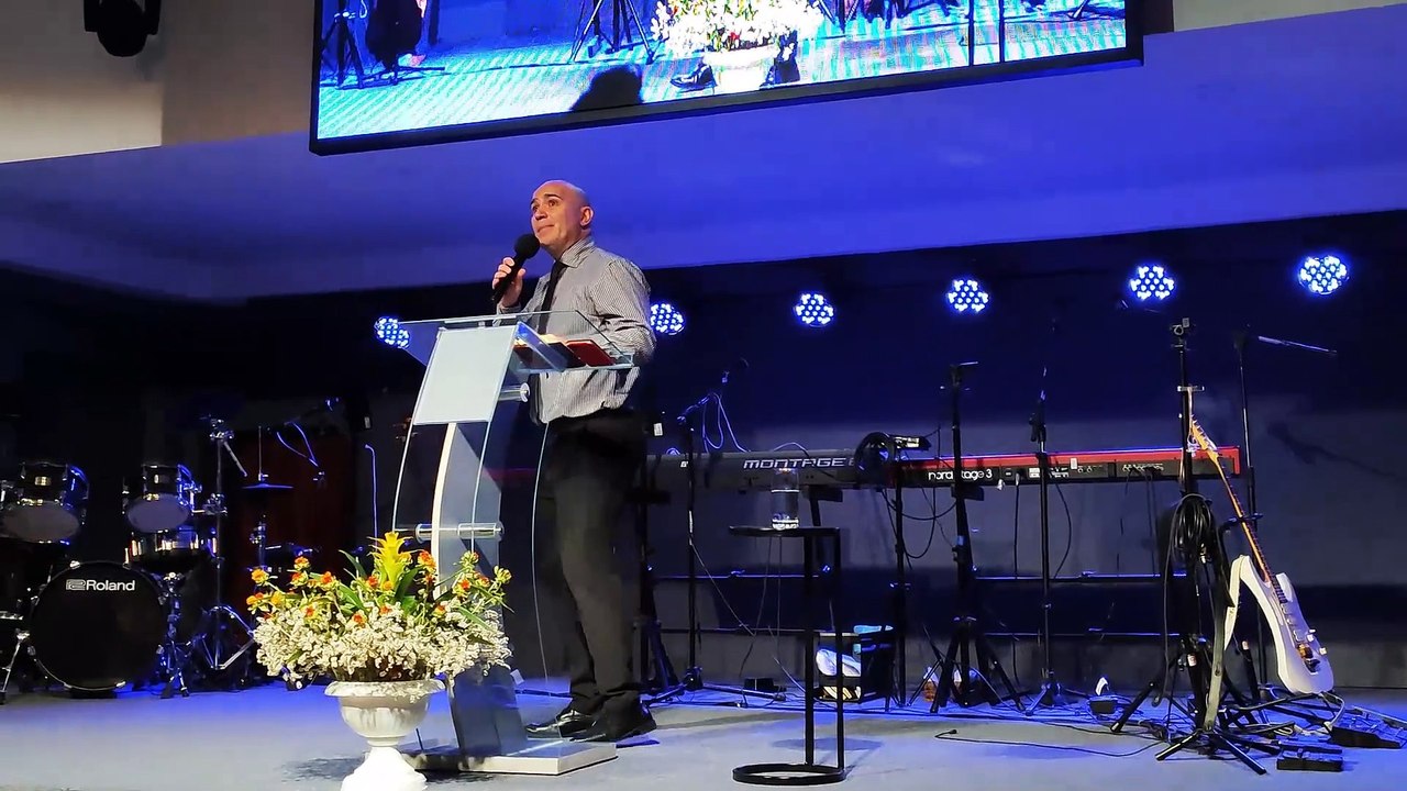 Iglesia Evangélica Pentecostal.  Muchos apostararan de la Fe escuchando a falsas Doctrinas. 01-12-2024