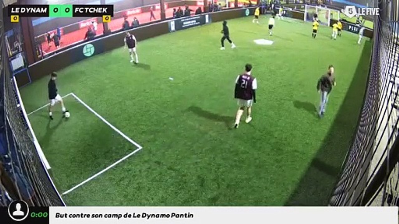 LE DYNAMO PANTIN - FC TCHEKSPLAY 21/01 à 21:09 - Football WeeDooIt (LeFive Villette)