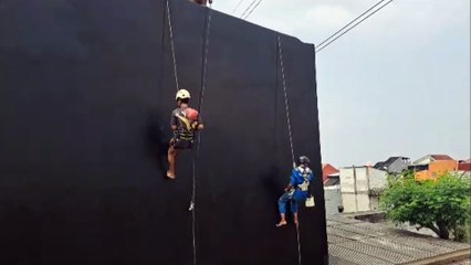 Layanan Waterproofing untuk Dinding Rembes dan Kebocoran