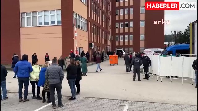 Morg kapasitesi doldu, cenazeler soğuk hava depolu TIR'a koyuldu