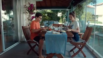 مسلسل الصيف الأخير الحلقة 1 مدبلج