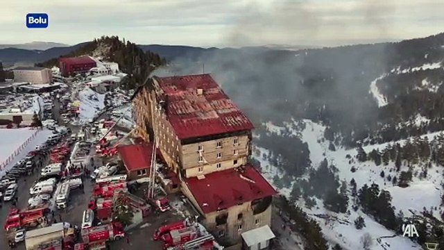 Kartalkaya'daki yangın çıkan Grand Kartal Otel dronla görüntülendi