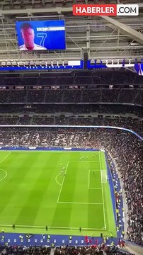 Futbolseverler müjde! Milli yıldızımızın Şampiyonlar Ligi maçı şifresiz yayınlanacak