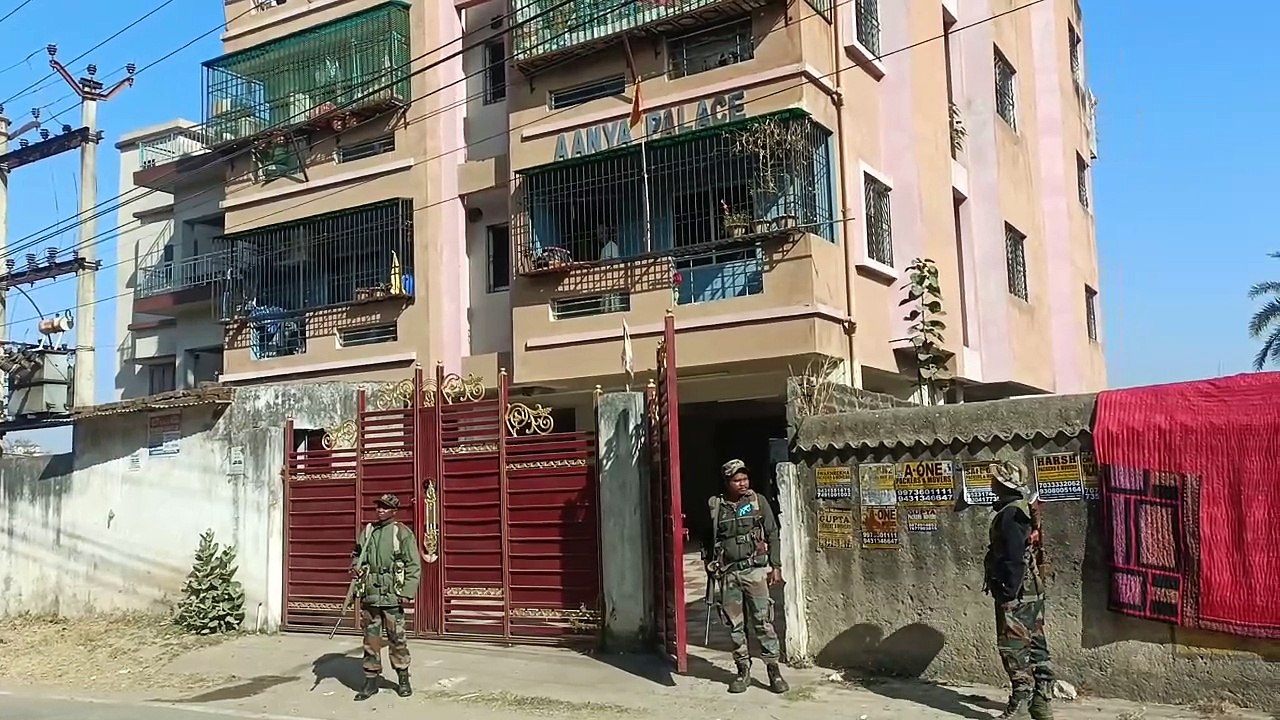 राजस्व कर्मचारी के ठिकानों पर एंटी करप्शन ब्यूरो की रेड, झारखंड से लेकर बिहार तक छापेमारी