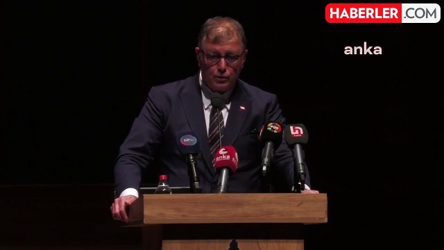 Gazeteci ve Yazar Uğur Mumcu, İzmir'de Anıldı