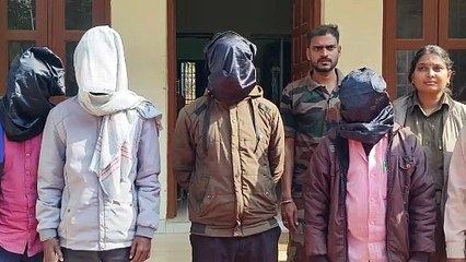 ରାଜ୍ୟ ବାହାରକୁ ଚାଲାଣ ବେଳେ ୨ ହାତୀ ଦାନ୍ତ ଜବତ   ୪ଜଣ ଗିରଫ, ଆନ୍ତଃରାଜ୍ୟ ଅପରାଧୀ ସାମିଲ