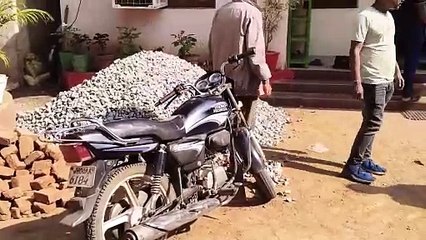 ରାଜ୍ୟ ବାହାରକୁ ଚାଲାଣ ବେଳେ ୨ ହାତୀ ଦାନ୍ତ ଜବତ   ୪ଜଣ ଗିରଫ, ଆନ୍ତଃରାଜ୍ୟ ଅପରାଧୀ ସାମିଲ