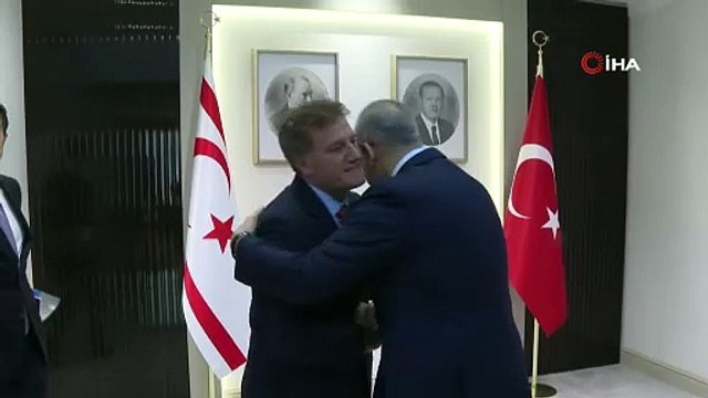 Dışişleri Bakanı Fidan, KKTC Bayındırlık ve Ulaştırma Bakanı Arıklı ile bir araya geldi
