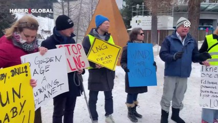 Davos’ta iklim aktivistlerinden Trump’a fosil yakıt tepkisi