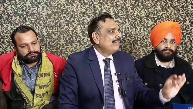 ਆਪ ਵਿਚ ਕੇਜਰੀਵਾਲ ਅਤੇ ਸ਼ਸੌਦਿਆ ਨੇ ਫਸਲੀ ਬਟੇਰੇ ਦੇ ਨਾਲ ਨਾਲ ਪਾਰਟੀ ਵਿਚ ਗੈਂਗਸਟਰ ਦਾਖਿਲ ਕੀਤੇ:-ਕੁੰਵਰ