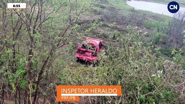 Três pessoas ficam feridas em acidente envolvendo três caminhões e dois carros menores, na região de Patos