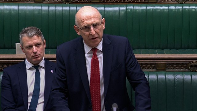 « Nous vous voyons » : le ministre britannique de la Défense s'adresse à Poutine après qu'un « navire espion russe » a été repéré dans la Manche