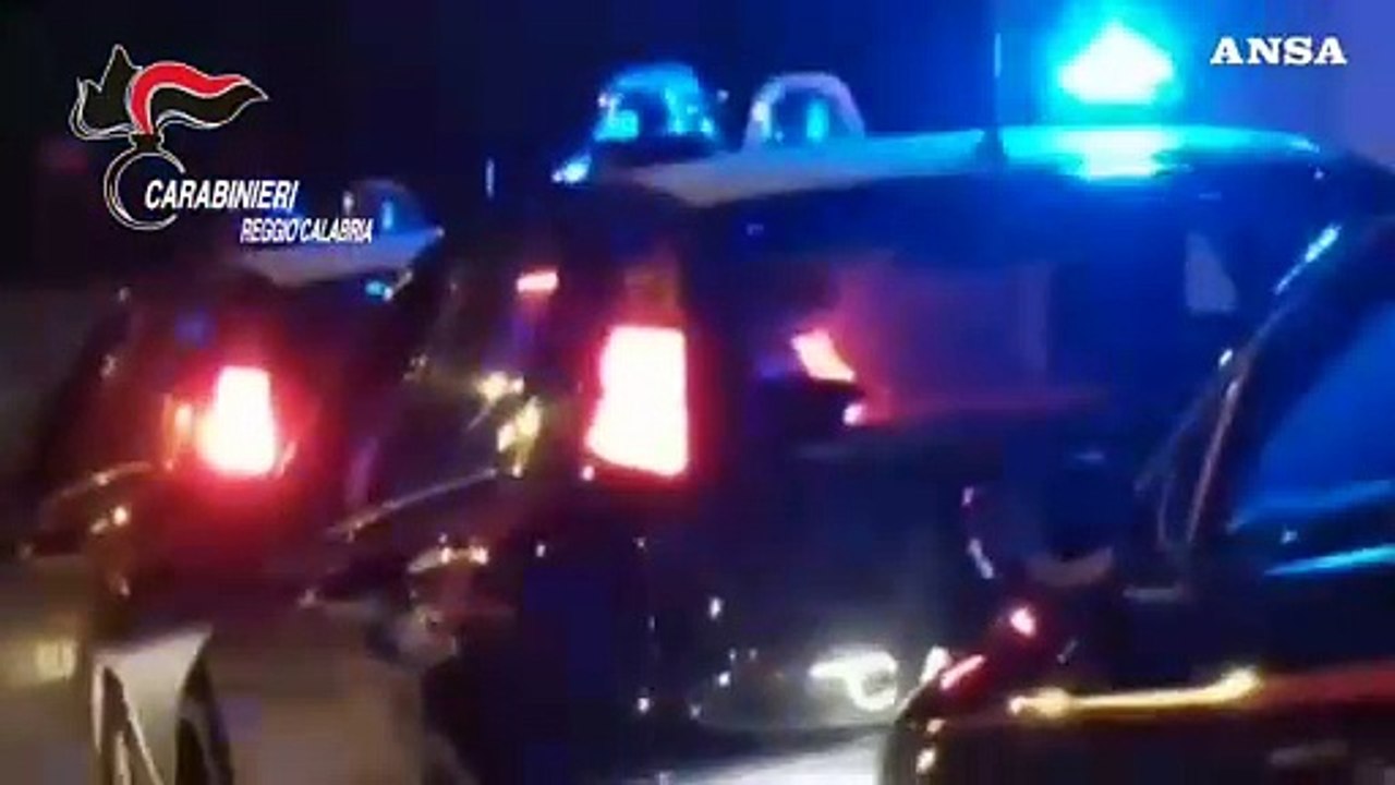 Bovalino, uomo trovato morto in un edificio: fermati i due figli, uno minore