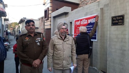 ਜੀਰਾ ਪੁਲਿਸ ਵੱਲੋਂ ਇਕ ਕਰੋੜਦੋ ਲੱਖ90 ਹਜ ਰੁਪਏ ਦੀ ਪ੍ਰੋਪਰਟੀ ਕੀਤੀ ਫਰੀਜ   ਦੋਨਾਂ ਭਰਾਵਾਂ ਤੇ 8-8 9-9 ਪਰਚੇ ਹਨ ਦਰਜ  ਲੰਬੇ ਸਮੇਂ ਤੋਂ ਕਰ ਰਹੇ ਨਸ਼ੇ ਦੀ ਤਸਕਰੀ ਤਸਕਰੀ ਕਰਕੇ ਬਣਾਈ ਹੈ ਜਾਇਦਾਦ