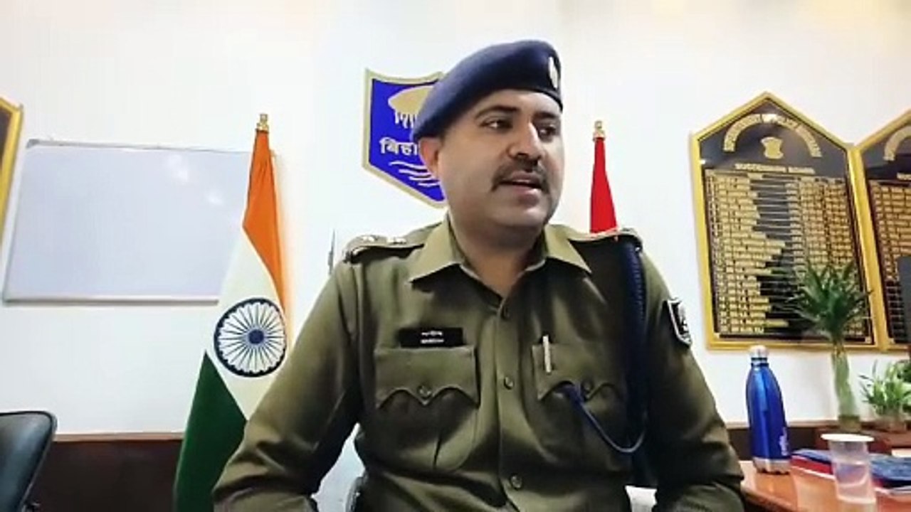 50 हजार के इनामी कुख्यात अपराधी दिलखुश गिरफ्तार, हथियार और जिंदा कारतूस बरामद
