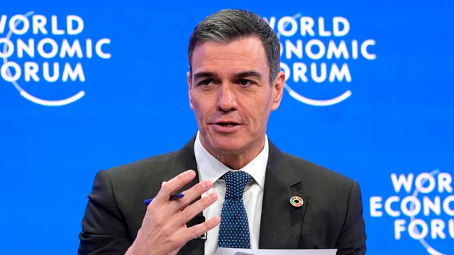 Pedro Sánchez propone en Davos acabar con el anonimato en las redes sociales