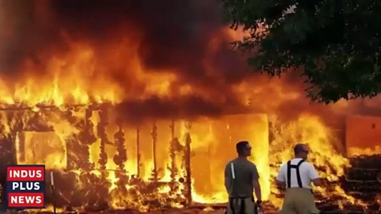 Los Angeles Terrible Fire Spread By Strong Winds - California Wildfire - Fires Burning in Southern