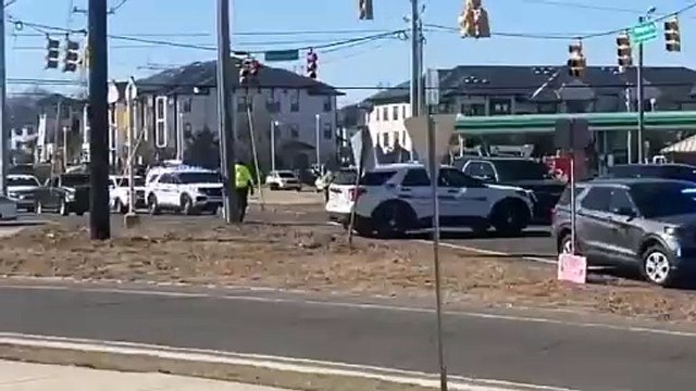 Tiroteio em escola nos EUA deixa pelo menos dois estudantes feridos