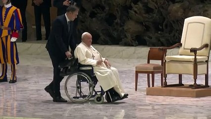 Papa pede que 'mentalidade machista' seja 'superada' dentro da Igreja