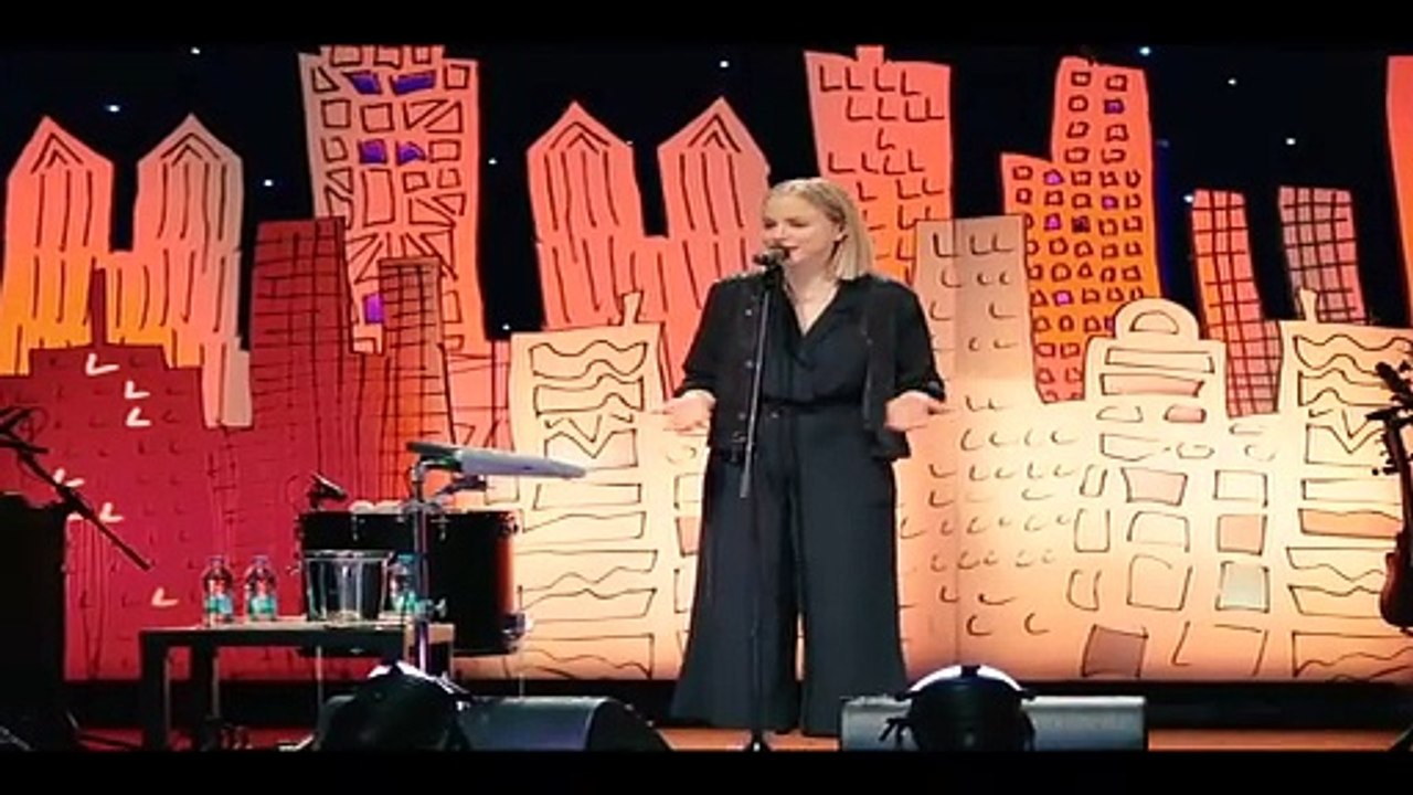 JULIA ENGELMANN — AKA Btw Coconutoil | Jetzt, Baby! - Poesie und Musik - Live aus dem Admiralspalast Berlin (2018)