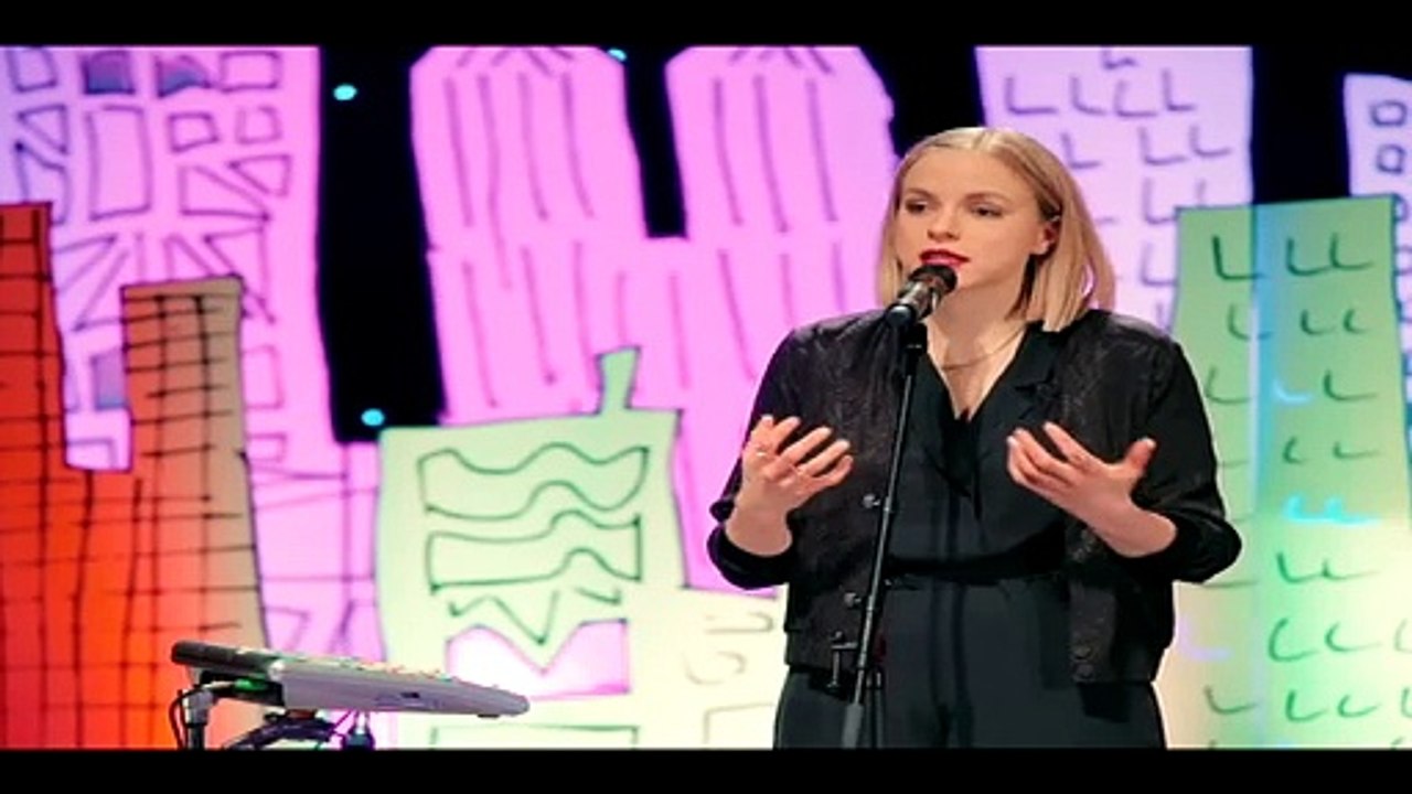 JULIA ENGELMANN — Hundert Grosse Kinder | Jetzt, Baby! - Poesie und Musik - Live aus dem Admiralspalast Berlin (2018)