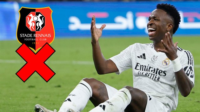 Vinicius reacciona con el árbitro tras la amarilla en el Real Madrid vs RB Salzburgo de Champions