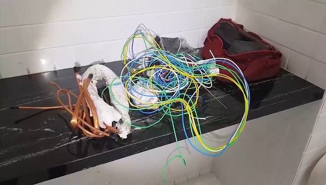 Furto de cabos de cobre em sobrados em construção termina com suspeito detido