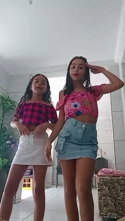 niñas jugando #niñas,#niñas jugando,