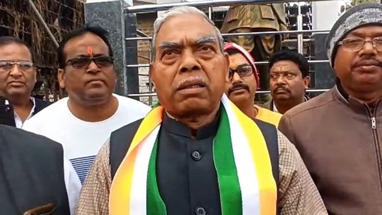 नेताजी सुभाषचंद्र बोस की जयंती: झारखंड प्रदेश कांग्रेस अध्यक्ष ने किया माल्यार्पण, बोले- महान सपूत को शत-शत नमन