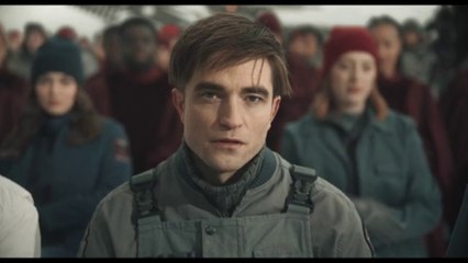 Bande-annonce «Mickey 17» avec Robert Pattinson (VOST)