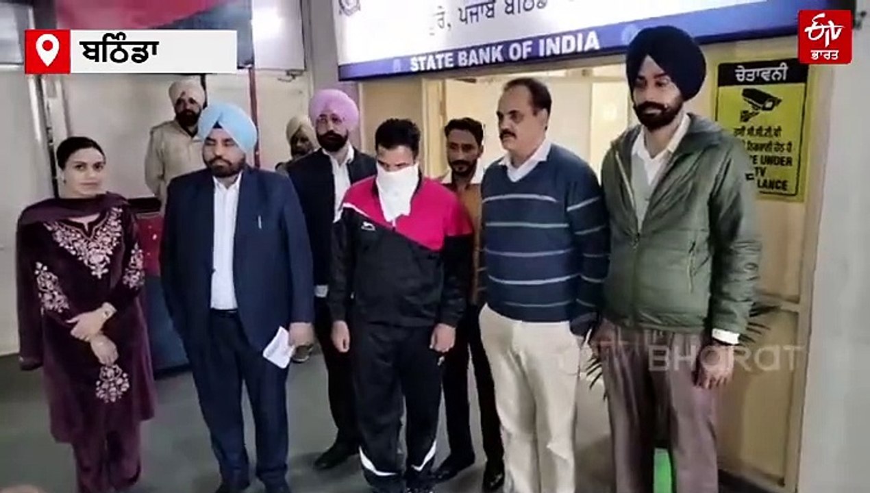 ਪੁਲਿਸ ਕਰਮਚਾਰੀ ਤੋਂ ਪੁਲਿਸ ਕਰਮਚਾਰੀ ਰਿਸ਼ਵਤ ਲੈਂਦਾ  ਵਿਜੀਲੈਂਸ ਨੇ ਕੀਤਾ ਗ੍ਰਿਫਤਾਰ