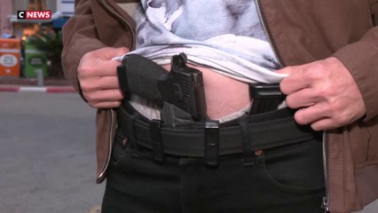 Israël : ces habitants qui se défendent seuls