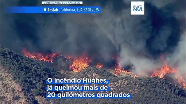 Incêndio de rápida propagação atinge o norte de Los Angeles e força a novas evacuações