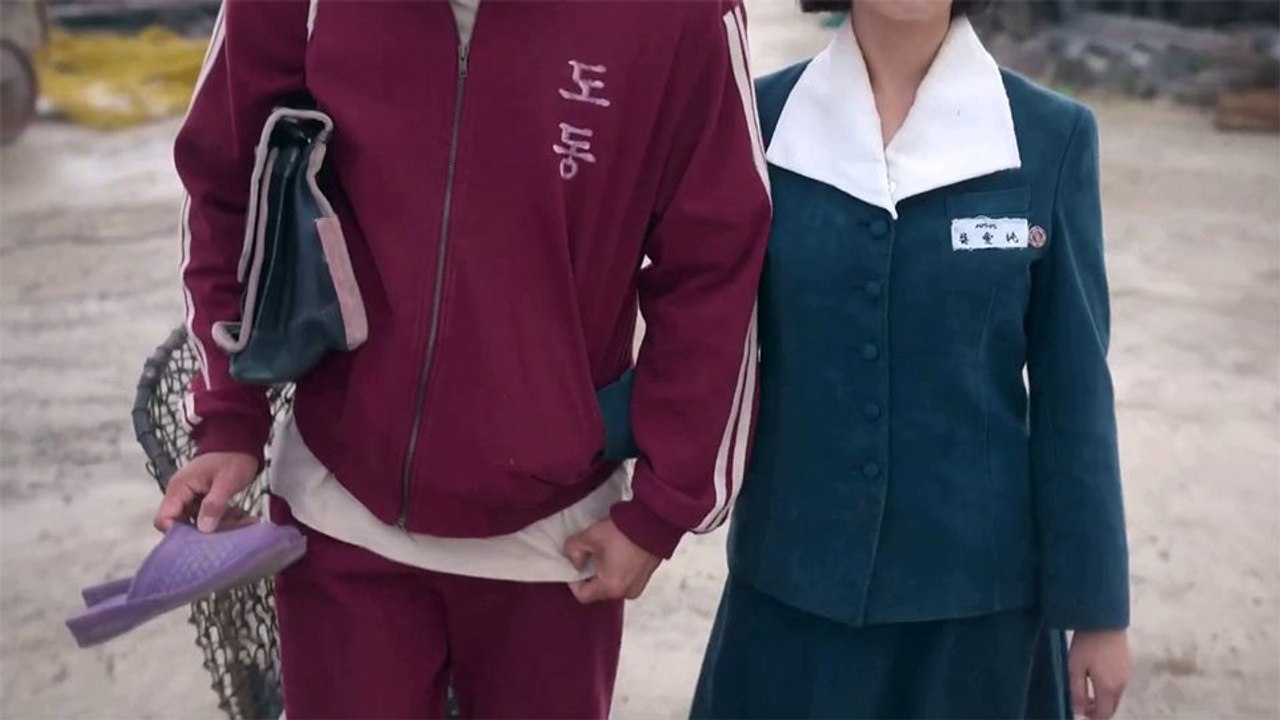 When Life Gives You Tangerines Trailer OmeU