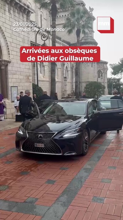 La famille princière, Emmanuel Macron ... Qui étaient les personnalités présentes aux obsèques de Didier Guillaume ?