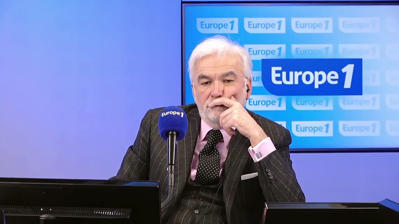 Pascal Praud et vous - Interdiction de la vente de véhicules thermiques en 2035 : «L'Europe fera du rétropédalage», estime Pierre Chasseray