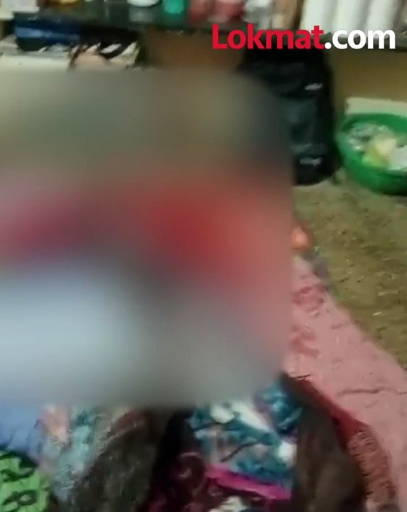 पोराला खुर्चीवर बसवलं, रक्ताच्या थारोळ्यात बायकोचा मृतदेह; पुण्यातील खुनाचा व्हिडिओ व्हायरल