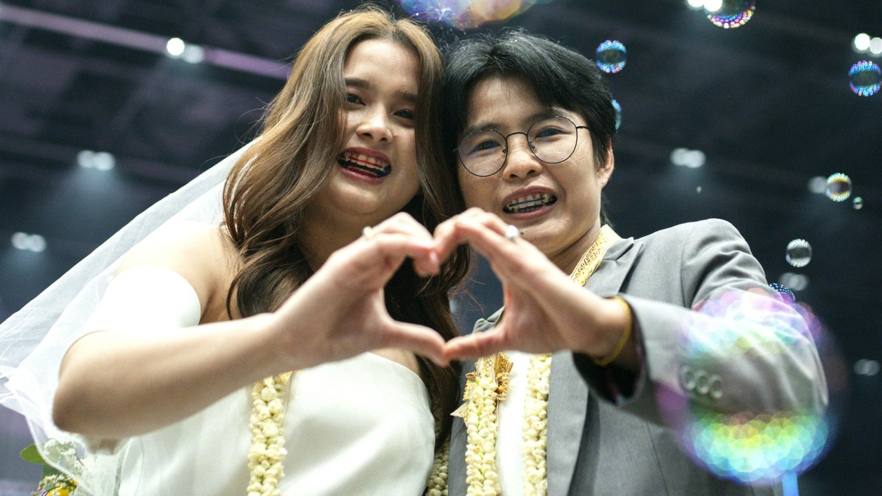 'Wahre Gleichheit': Erste Homo-Ehen in Thailand geschlossen