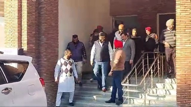 ਅੱਜ ਅੰਮ੍ਰਿਤਸਰ ਦੀ ਸਮੁੱਚੀ ਕਾਂਗਰਸ ਲੀਡਰਸ਼ਿਪ ਨੇ ਅੰਮ੍ਰਿਤਸਰ ਦੇ ਪੁਲਿਸ ਕਮਿਸ਼ਨਰ ਗੁਰਪ੍ਰੀਤ ਸਿੰਘ ਭੁੱਲਰ ਦੇ ਨਾਲ ਕੀਤੀ ਮੁਲਾਕਾਤ।