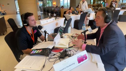 Bennett chats with Augustin Cortes, General Manager of Dreams Natura