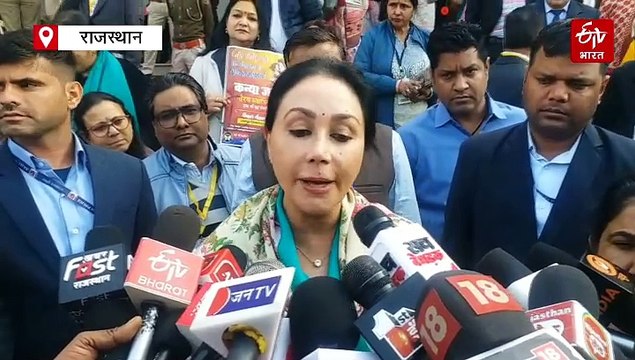 सड़कों पर सियासत : कांग्रेस के आरोपों पर डिप्टी सीएम का पलटवार, बोलीं- उनकी सरकार में बनीं घटिया क्वालिटी की सड़कें