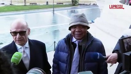 Serie A, Walker atterrato in Italia saluta i tifosi del Milan