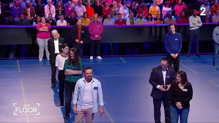The Floor : un candidat raconte une anecdote insolite à Cyril Féraud