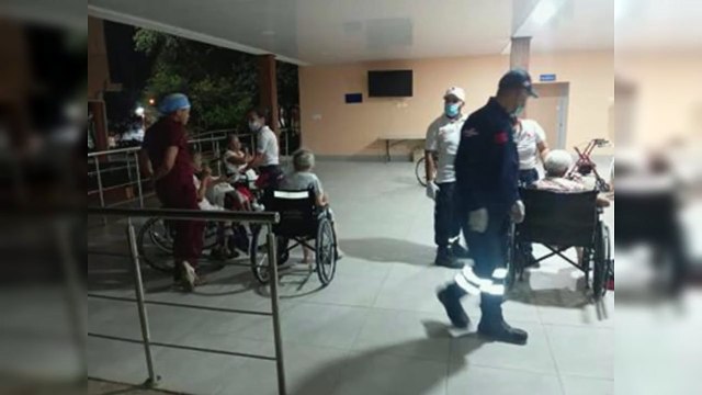 Evacuan a más de 20 adultos mayores por incendio en asilo de Moca