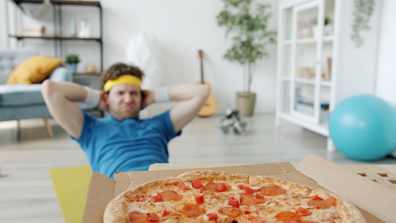 America’s Pizza Habits Revealed: 1 in 7 Americans Never Change Their Pizza Order